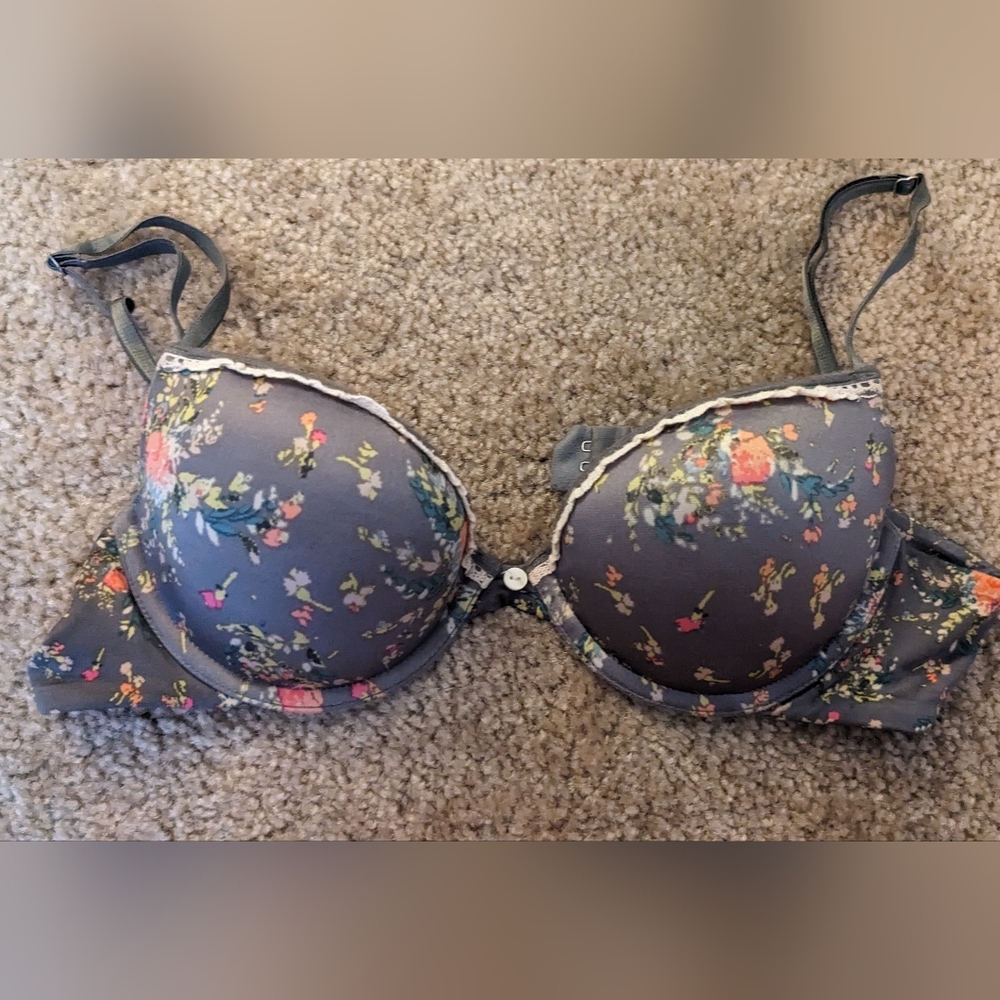 Aerie Ella God Pushup Bra with Floral Print and Adjustable Straps